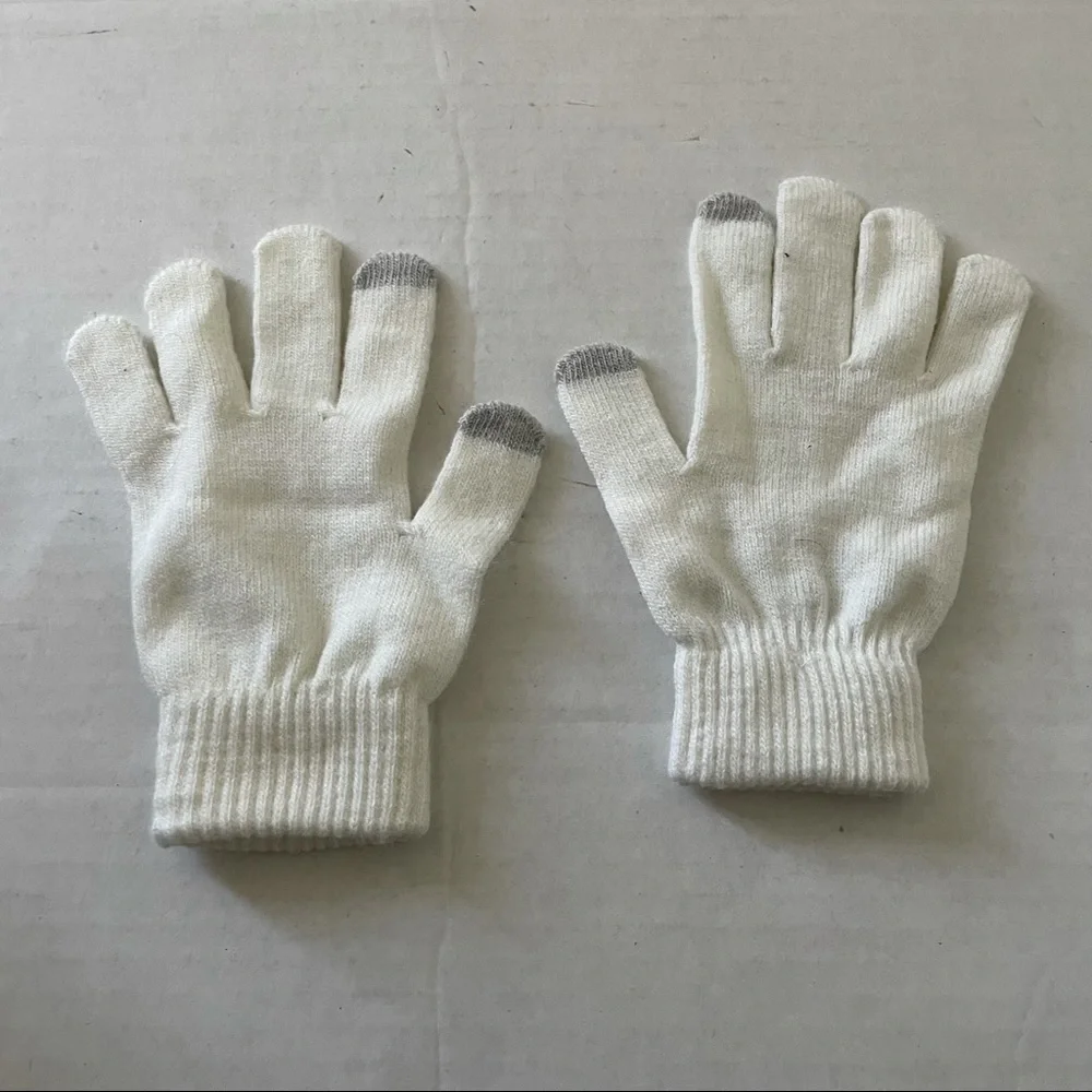 SALE Target Ivory Mittens Touch Screen Compatible